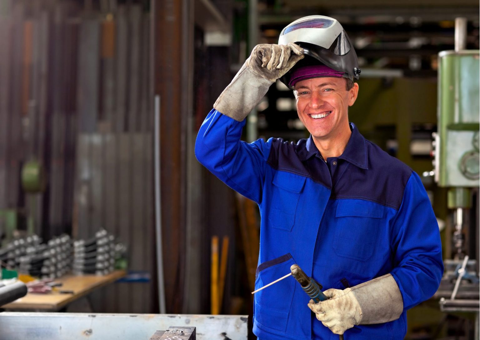 How Much Does An Underwater Welder Make? Welder Salary